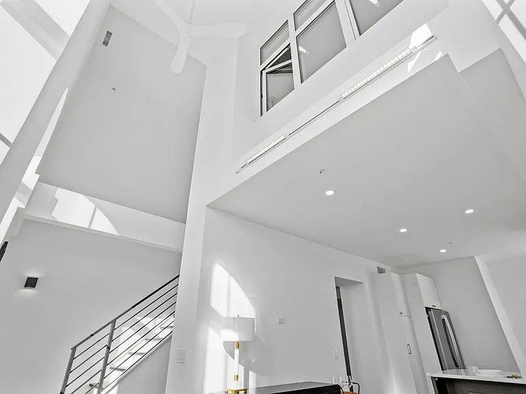 The Roe at Manayunk Apartments and Townhomes — Photo 28
