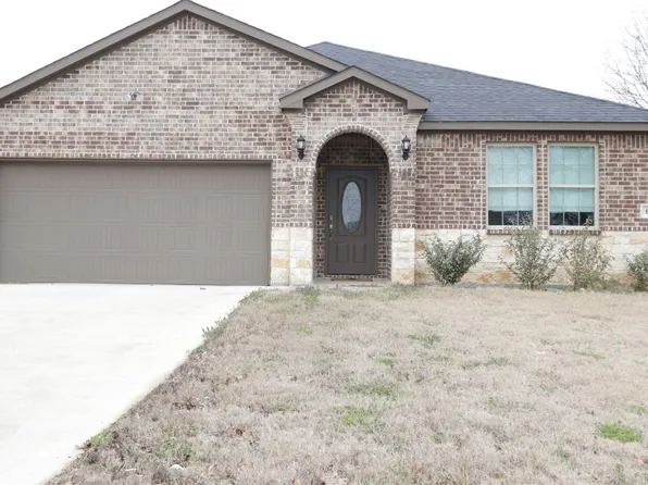 601 Cates Dr, Kaufman, TX 75142