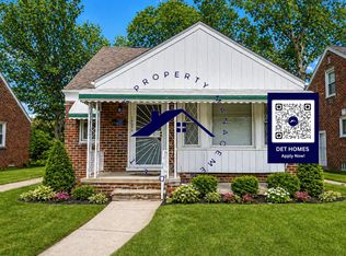 17654 Greenview Ave, Detroit, MI 48219