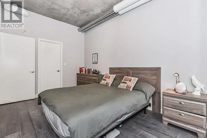 1 bed, $2,000 — Photo 4