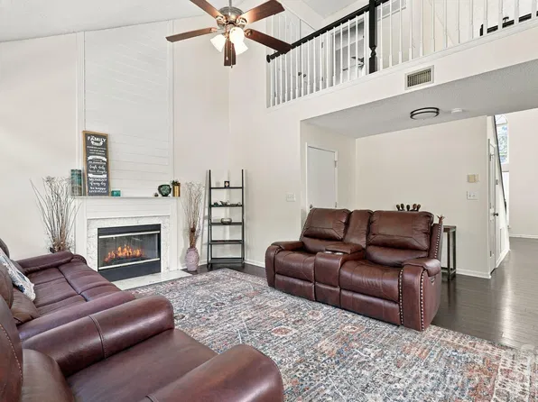 2541 Governors Pointe Ct NE, Concord, NC 28025
