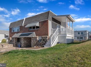 429 Densmore Rd, Philadelphia, PA 19116