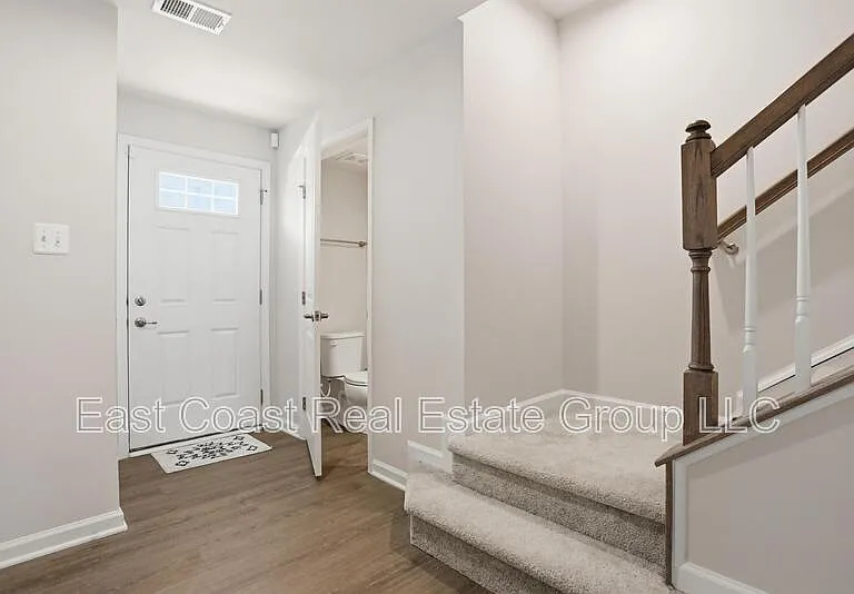 105 Dripping Spring Dr — Photo 11