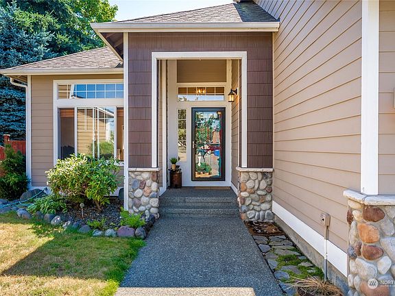 2nd image of 10627 230th Avenue Ct E