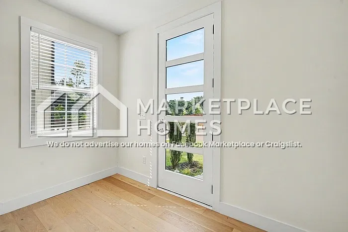 3 bed, 2.5 bath, 1571 sqft, $1,830 — Photo 3