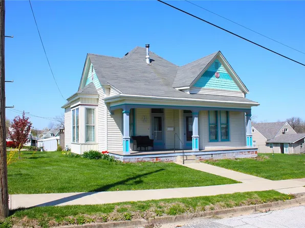 117 S Seminary St, Paris, MO 65275
