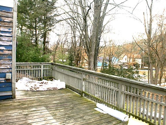 Nice big back deck.