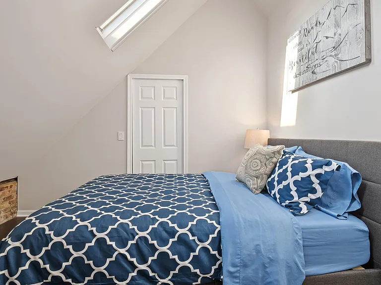 1836 N Paulina St #3 — Photo 11