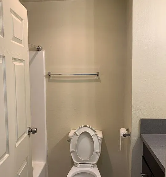 545 S Manhattan Pl #11 — Photo 10