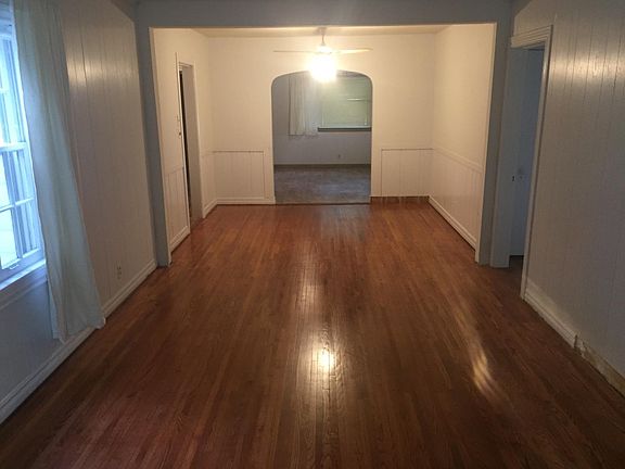3rd image of 1317 S Darlington Ave
