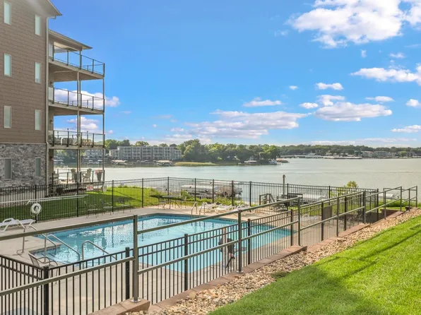 570 Linden Dr Unit 203, Arnolds Park, IA 51331