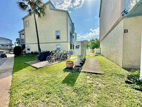 3rd image of 330 Bluefish Dr #1-208
