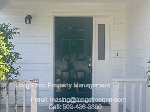 2nd image of 1927 NW Highland Dr