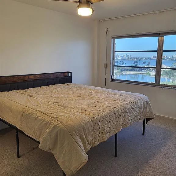 4650 Cove Cir #611 — Photo 8