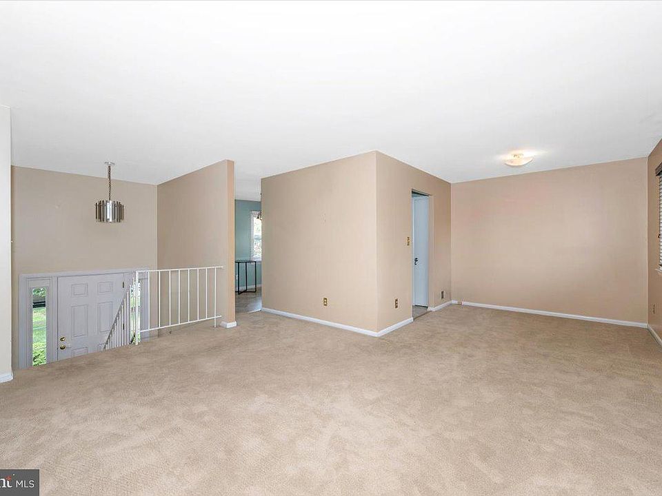 17125 Hoskinson Rd, Poolesville, MD 20837 | Zillow