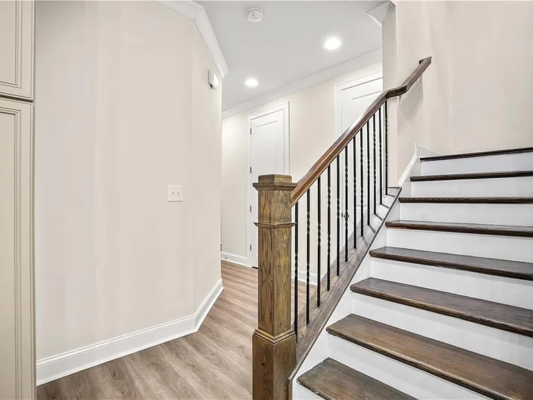 1011 Towneship Way — Photo 12