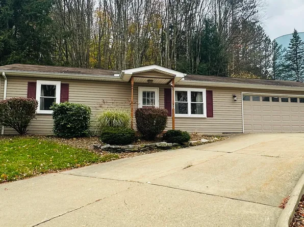 266 South St, Brockway, PA 15824