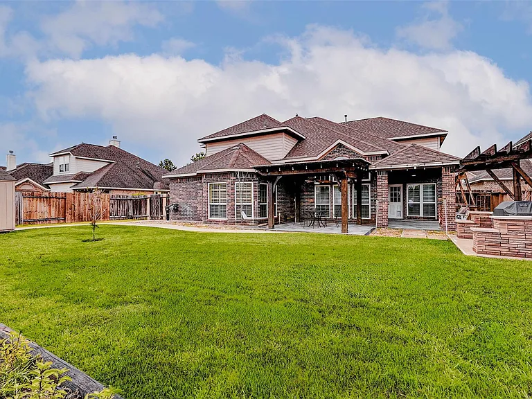 20307 Cortina Valley Dr — Photo 47
