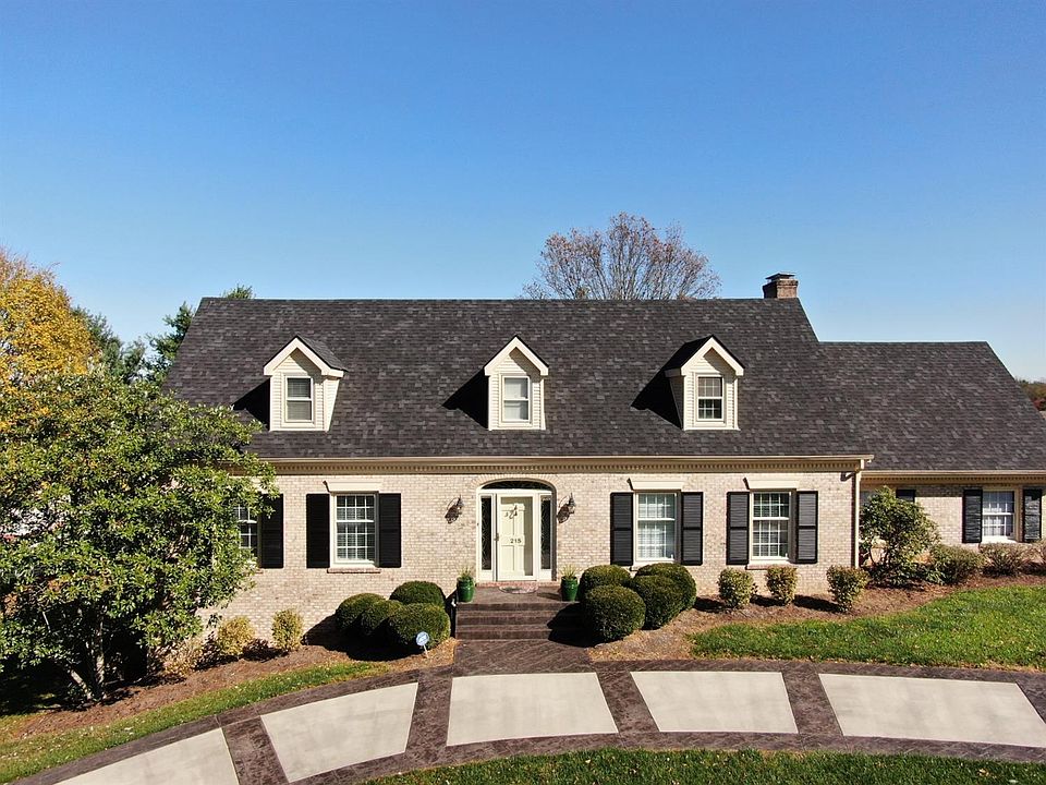 1st image of 215 Eastover Dr