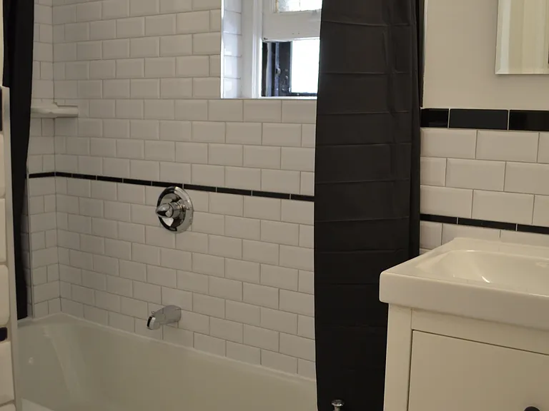 110 Remsen St #2A — Photo 10
