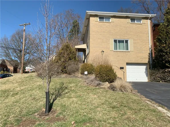2372 Perricrest Dr, Pittsburgh, PA 15220