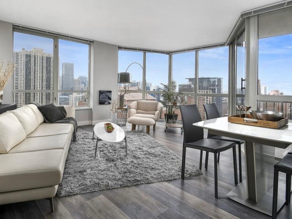 1st image of 50 E Chestnut St #2902