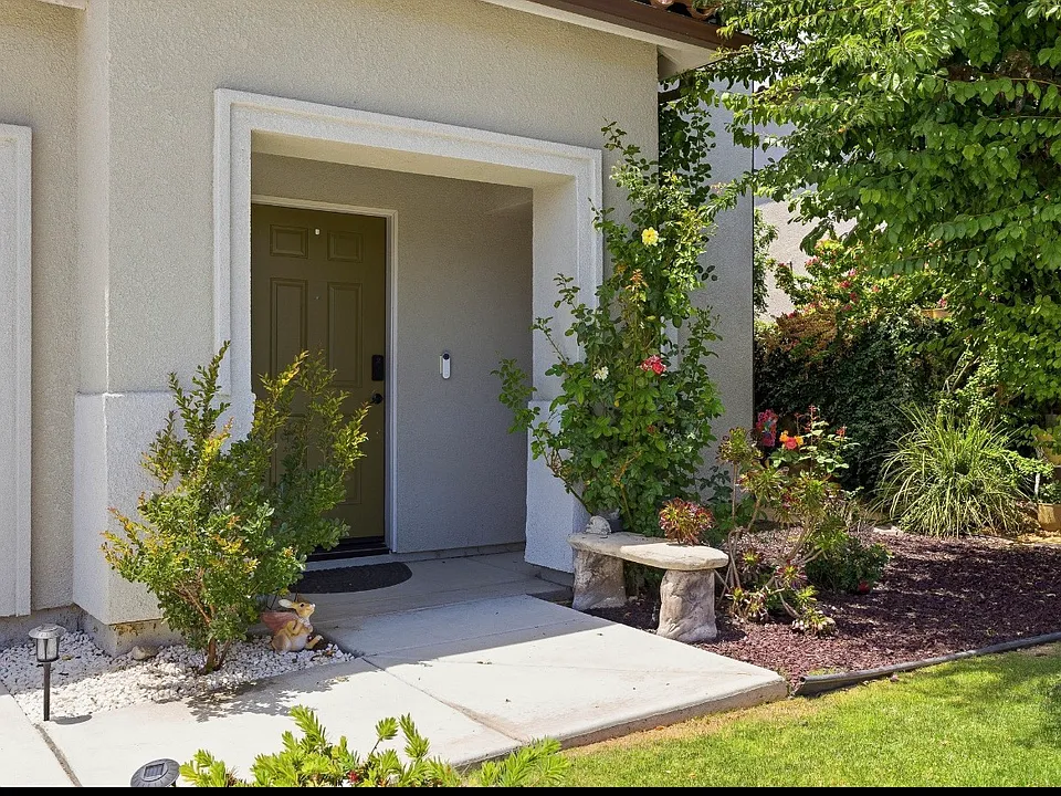 5808 Tandil Way