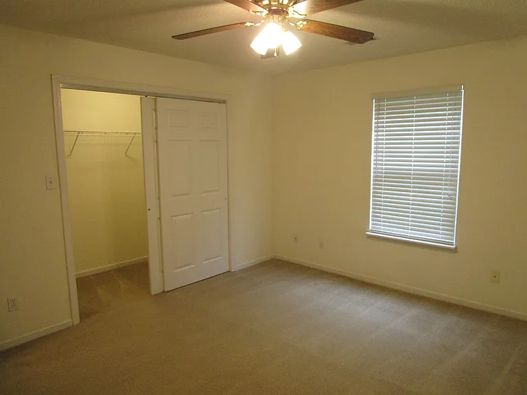 5000-5002 Carrie Ridge Dr. — Photo 7
