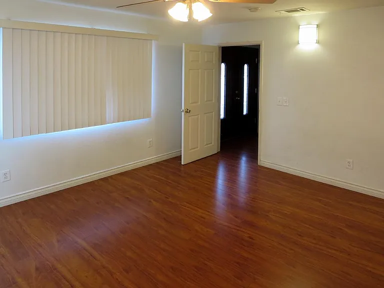 1st bedroom