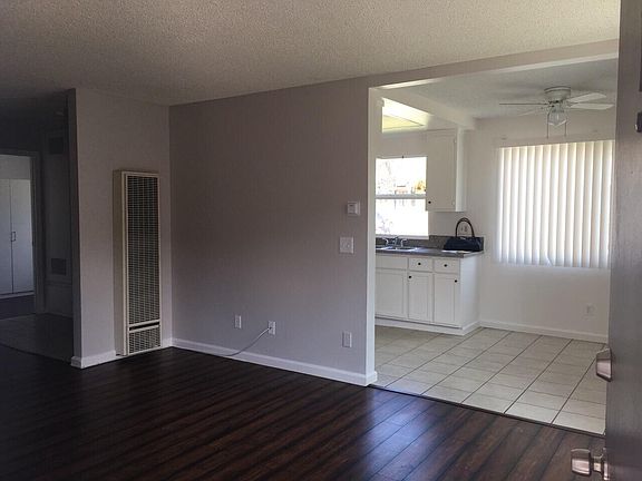 3rd image of 5140 Oakland St APT 1