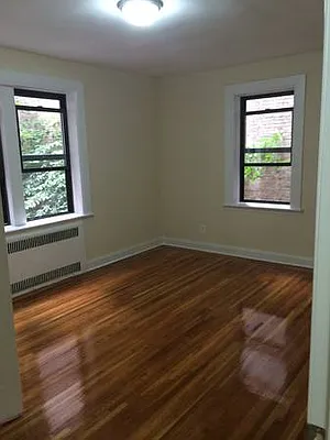 Rented by 4 Points Properties | media 2