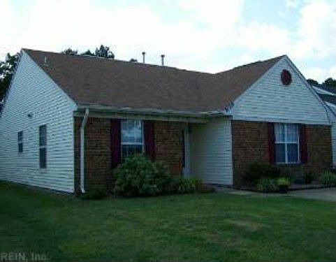 1st image of 2129 Bloomsbury Ln