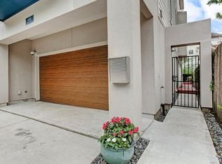 4415 Gibson St, Houston, TX 77007