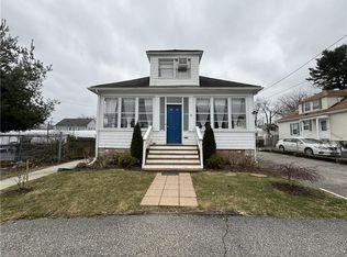 18 Prince St, Warwick, RI 02888