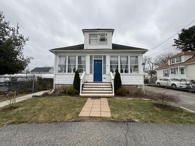 18 Prince St, Warwick, RI, 02888