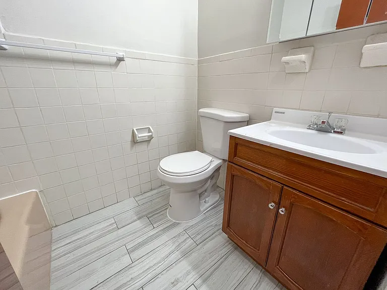 322 Hudson St / Luca Investments LLC — Photo 25