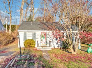 12 Hale Road, East Hampton, CT 06424