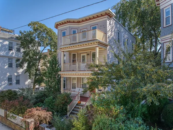 85 Child St #2, Jamaica Plain, MA 02130