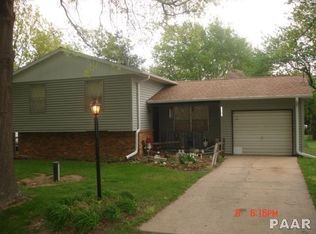 13034 Cedar St, Manito, IL 61546