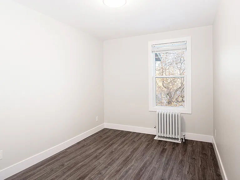 812 Wolseley Ave #6 — Photo 28