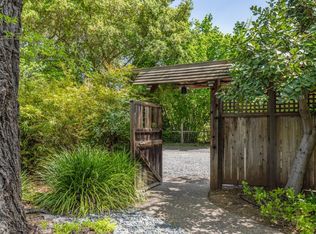 701 S Fitch Mountain Rd, Healdsburg, CA 95448