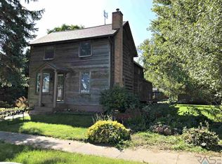 206 W Washington St, Elk Point, SD 57025