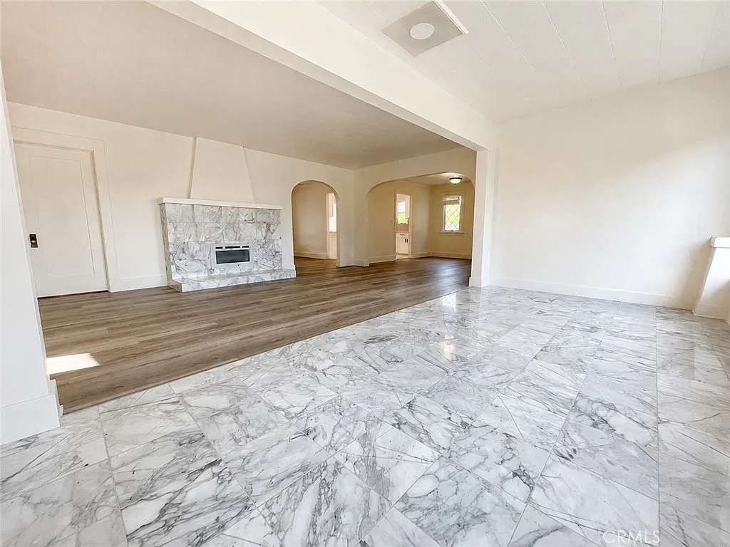 4 bed, 2972 sqft, $3,800 — Photo 4