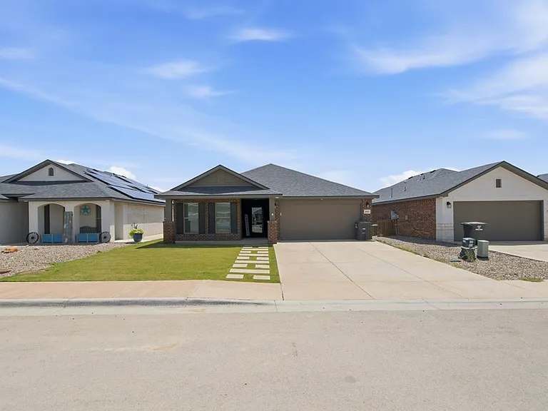 6822 Lonesome Dove Ln — Photo 4