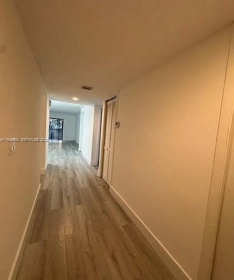 321 Lakeview Dr #105 — Photo 17