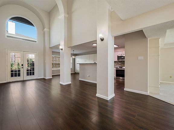 4th image of 3510 Meadowview Dr
