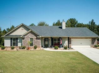 1945 Paynes Point, Winder, GA 30680