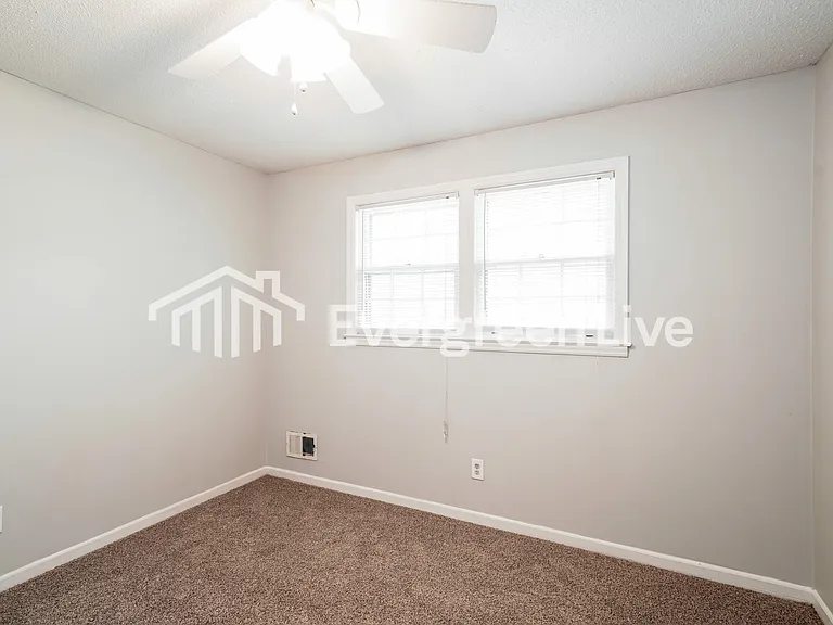 332 Carterhill Dr — Photo 8