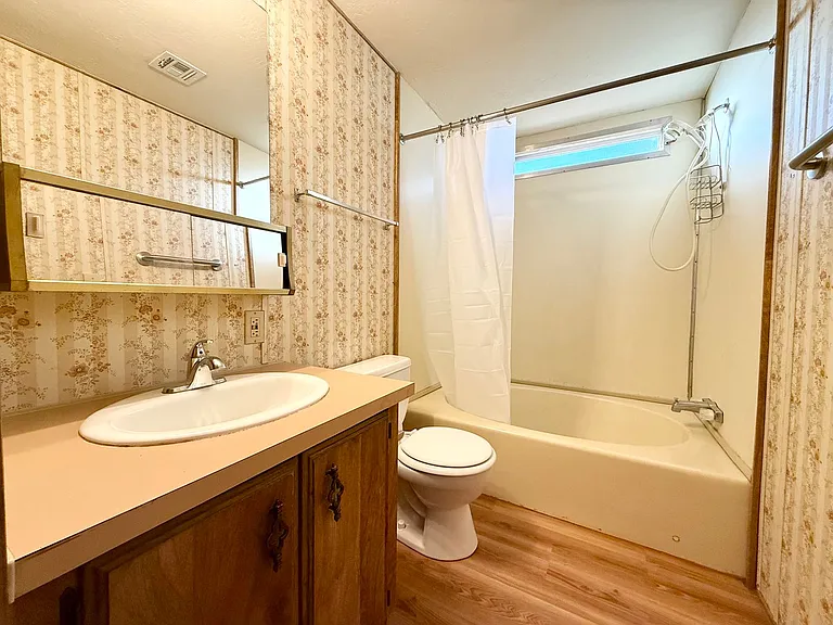 950 Tumbleweed Dr — Photo 6