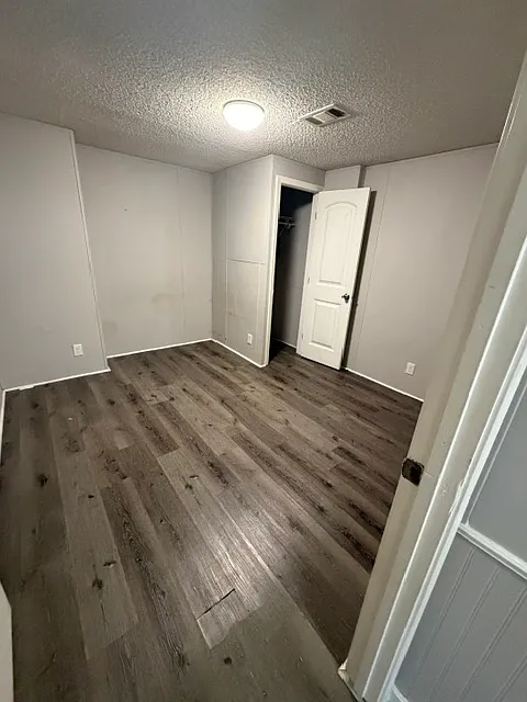 1 bed, 700 sqft, $700 — Photo 3